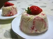 イチゴアイスケーキ