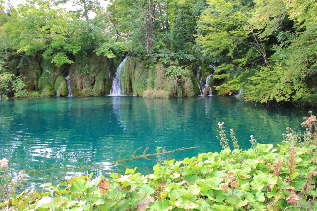小さな湖
