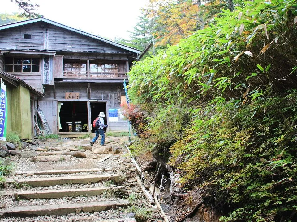 登山道入り口