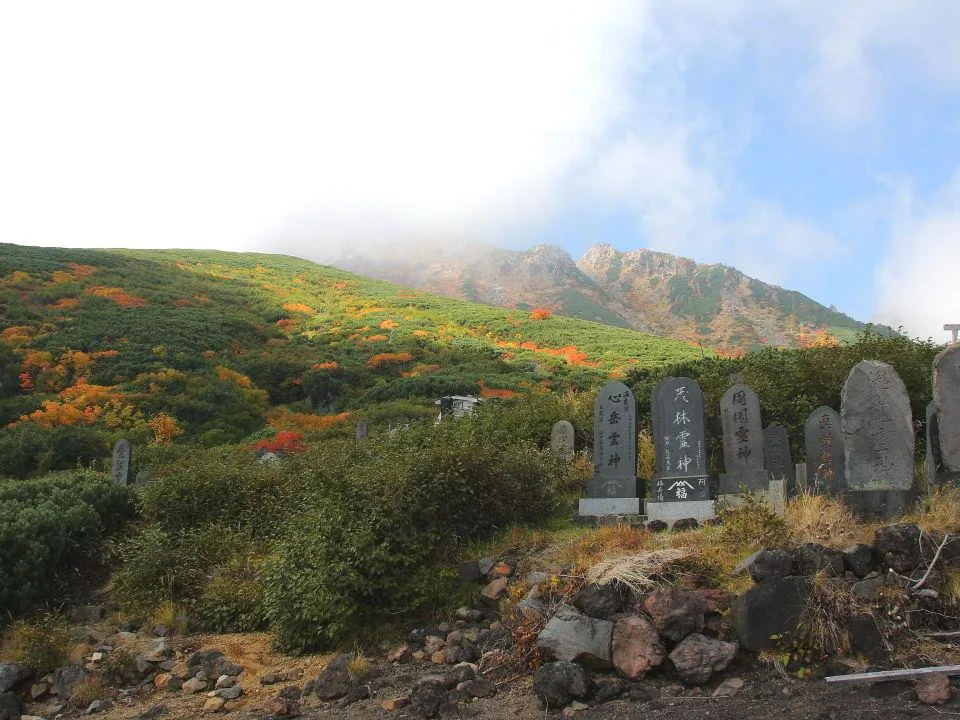 剣ヶ峰へのルート入口