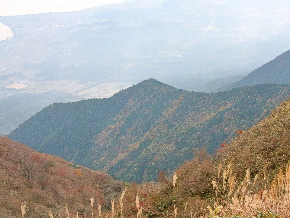 琵琶湖岸は霞む