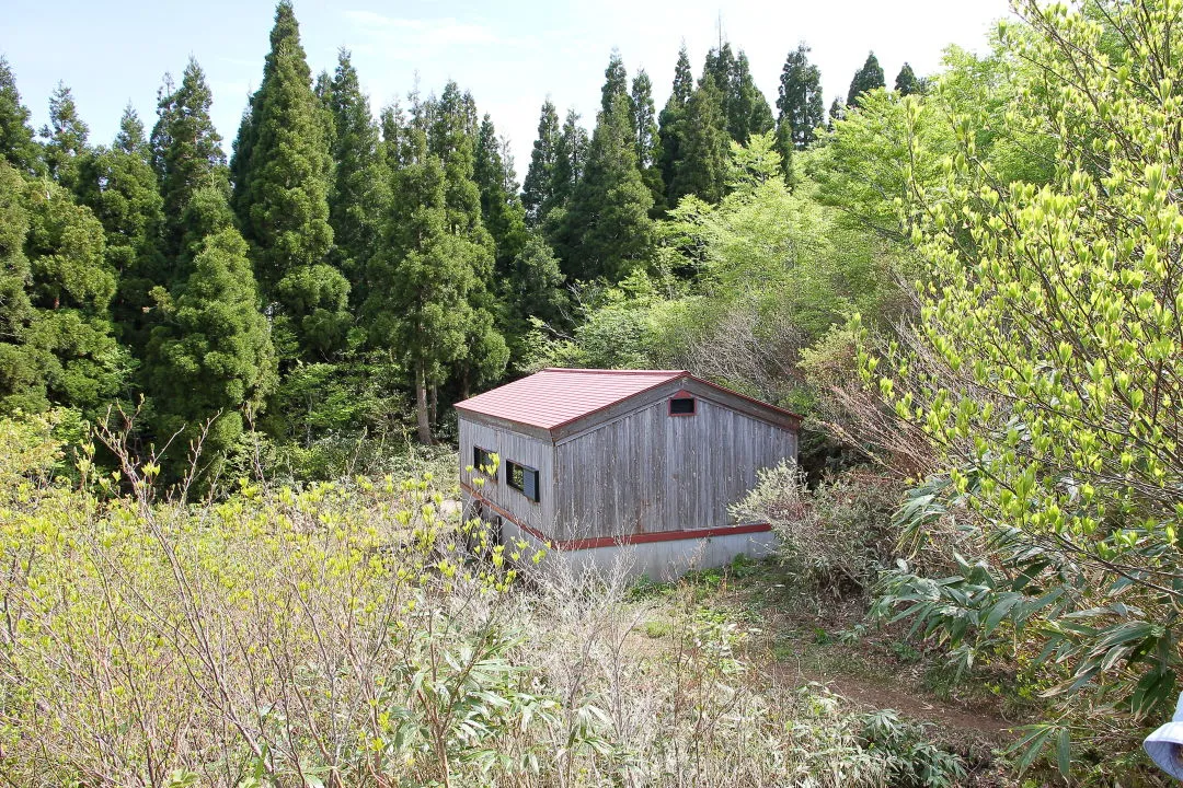 取立山避難小屋