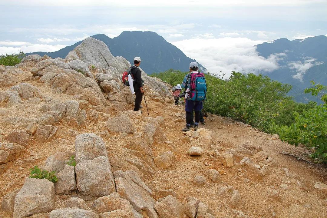 合戦尾根の登山道