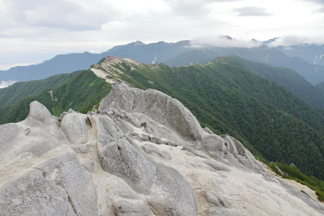 「燕岳」から燕山荘方向