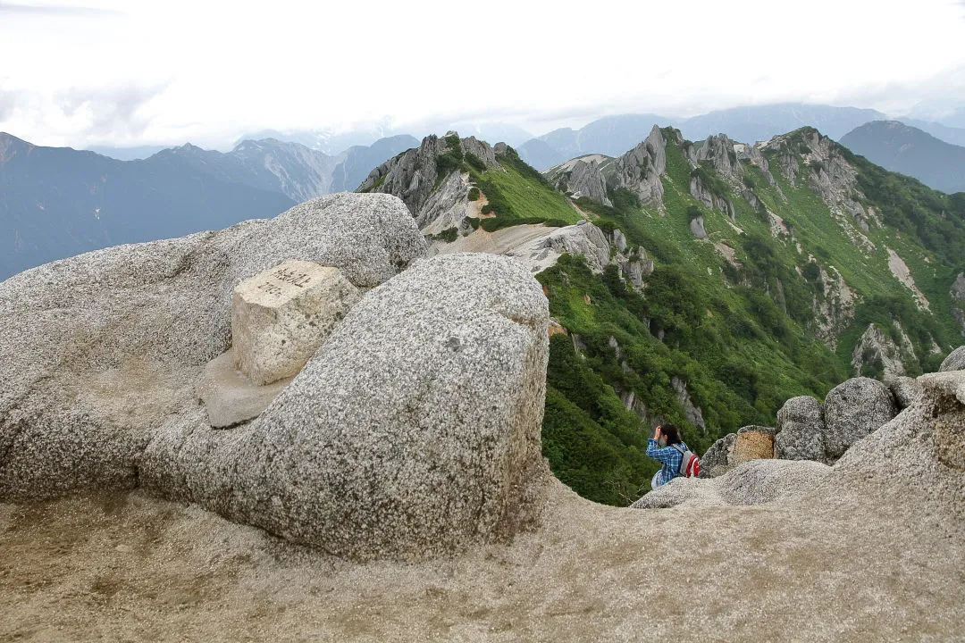 「燕岳」山頂