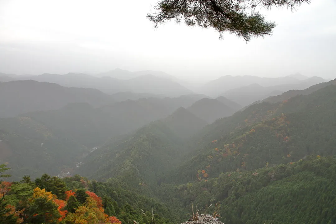 霞む遠景