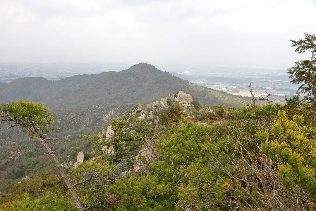 天狗岩・鶏冠山