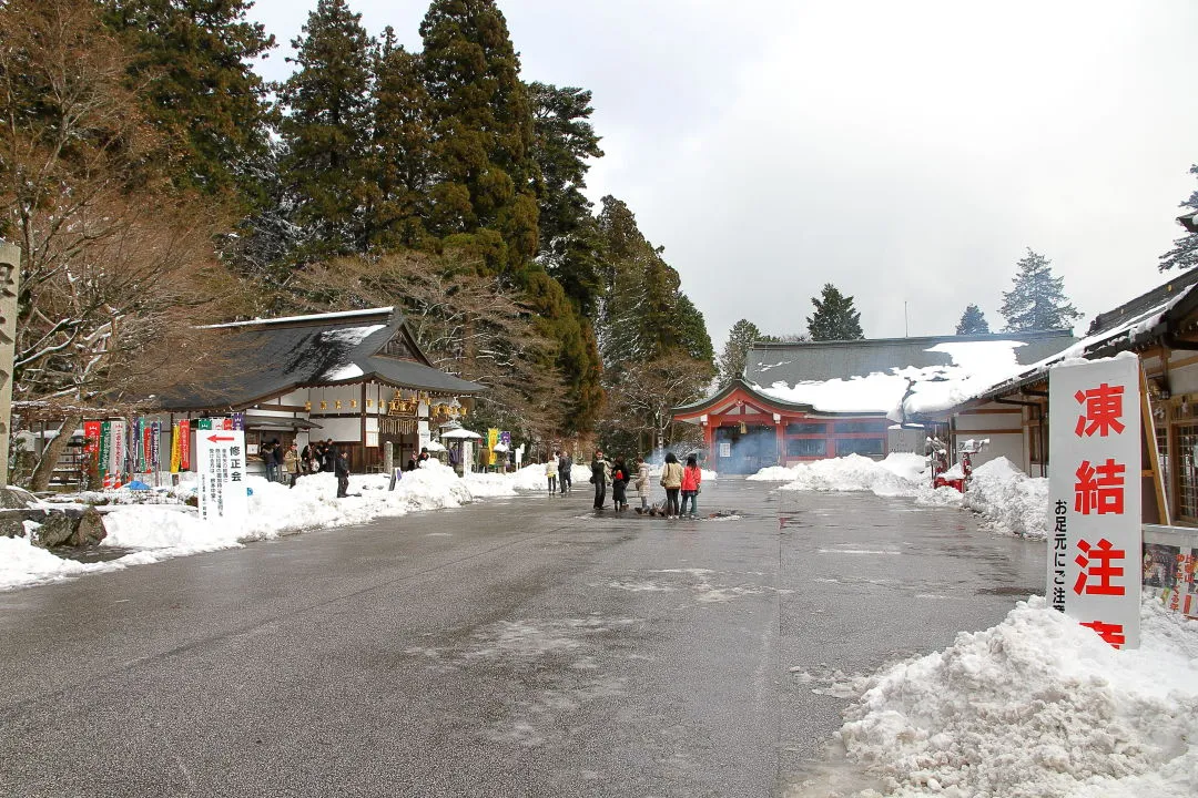 延暦寺東塔広場