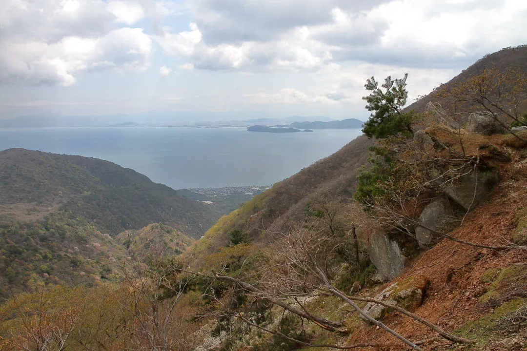 尾根道から琵琶湖