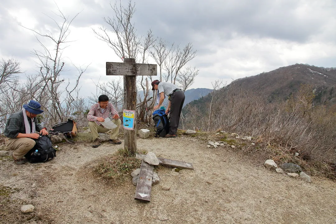 ヤケオ山山頂