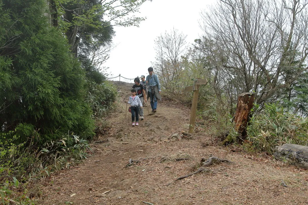 家族ずれでの登山者