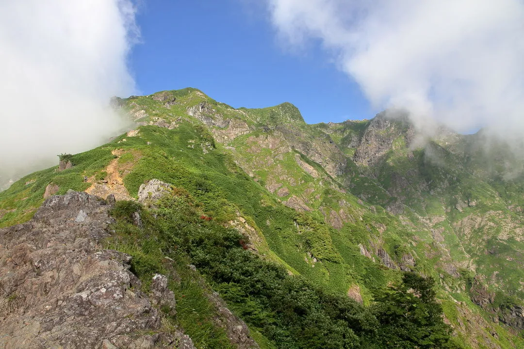 眼前の谷川岳