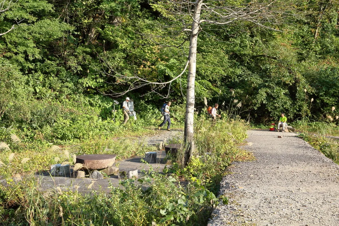 猿壁登山口