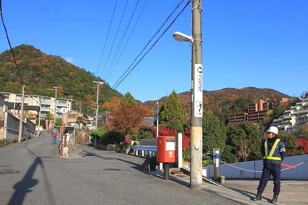 芦屋川駅から高座ノ滝へ