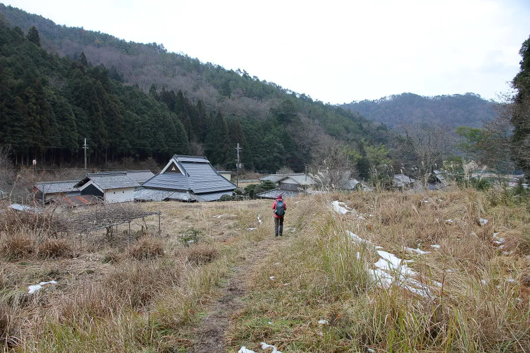 火打岩へ下りた