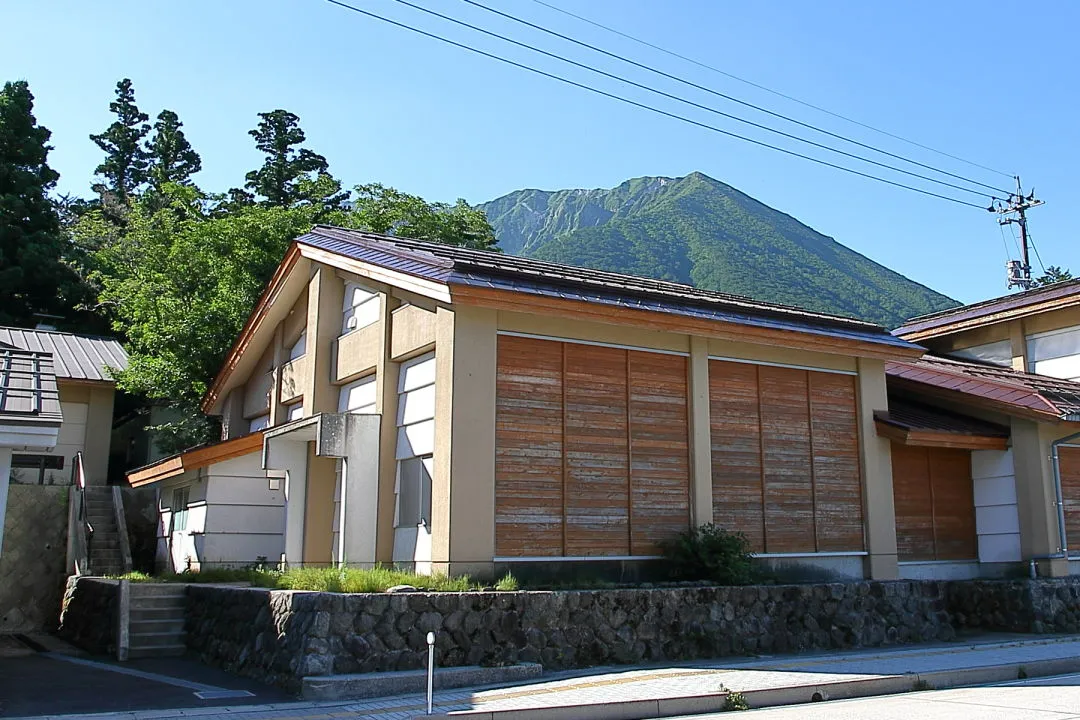 大山自然歴史館前から