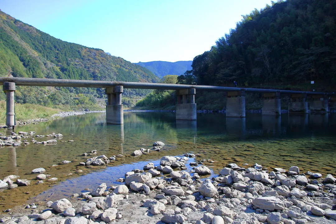 浅尾沈下橋