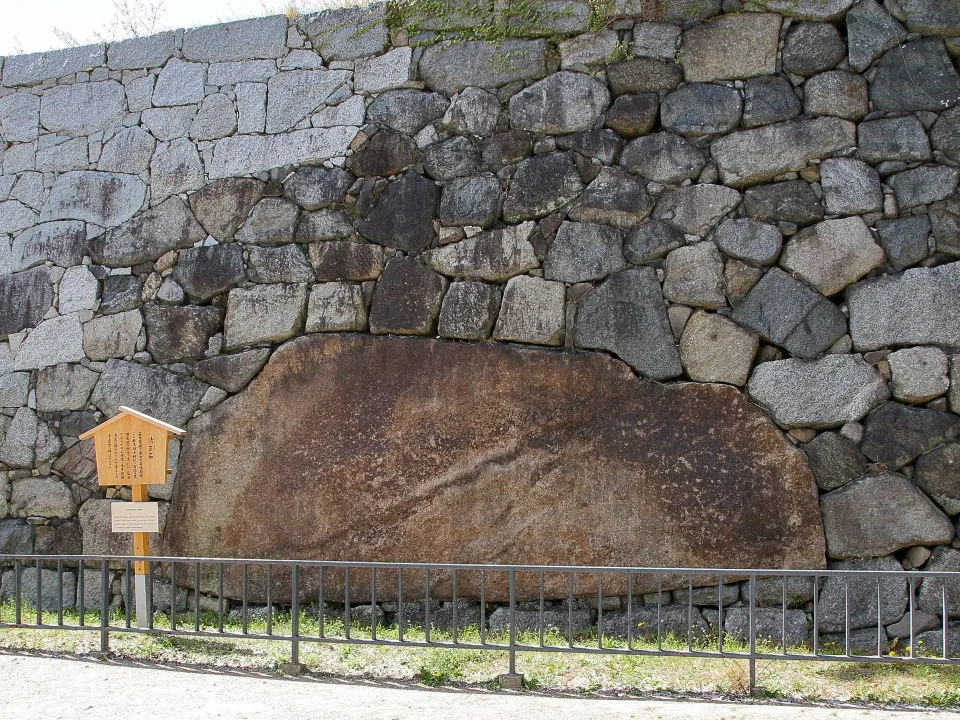 名古屋城　本丸の清正石