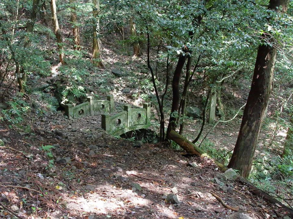 丹生神社表参道