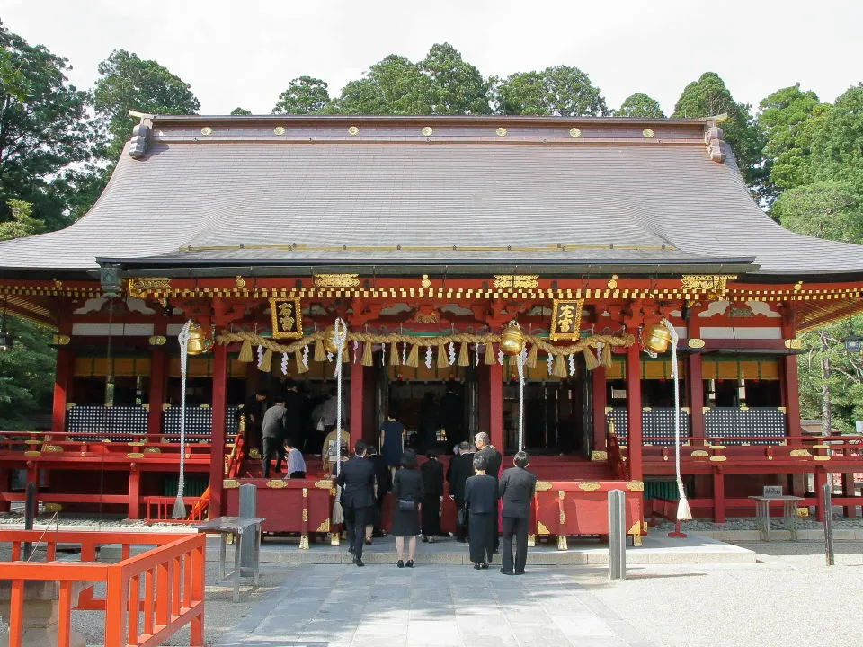 鹽竃神社　拝殿