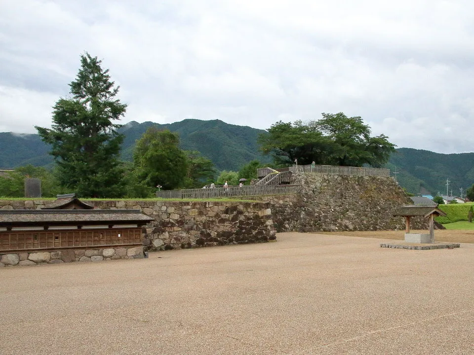 松代城　井戸と戌亥の櫓跡