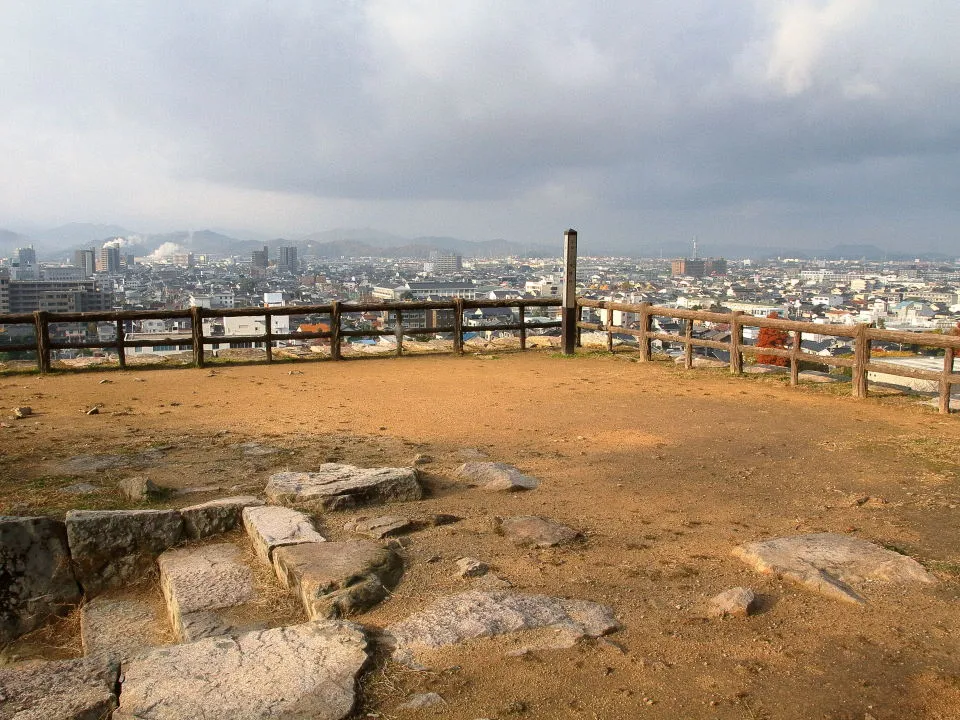 鳥取城山下ノ丸　三階櫓跡