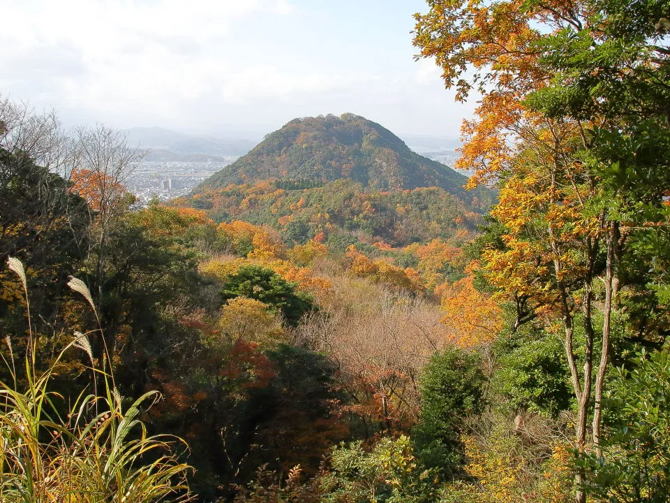 本陣山から久松山