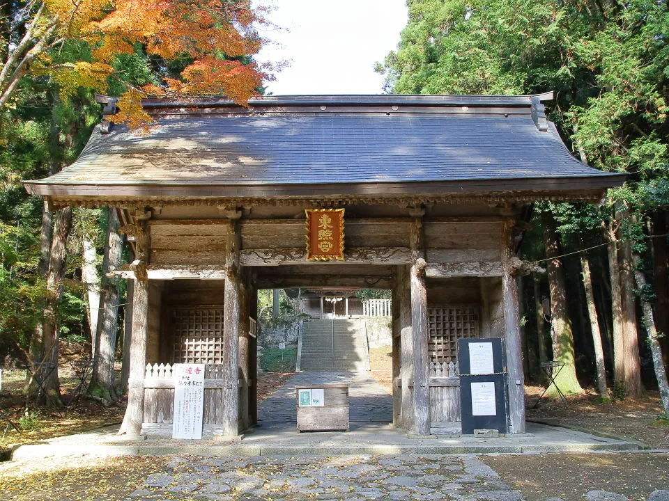 樗谿神社　随神門