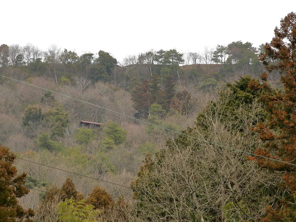 黒井城趾　登山口から