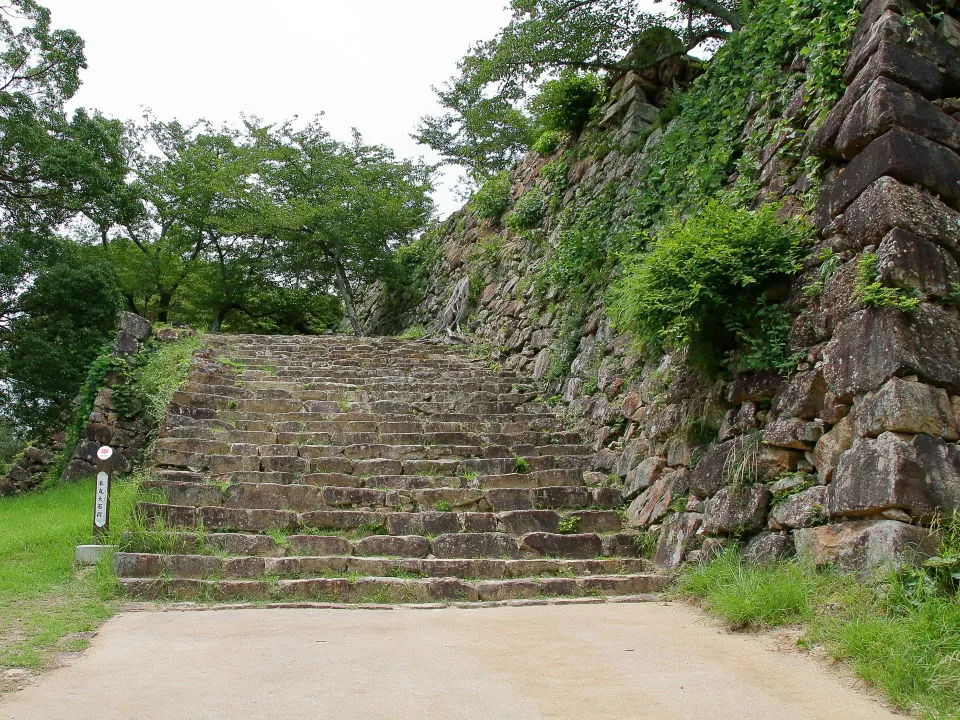 洲本城跡　本丸大石段