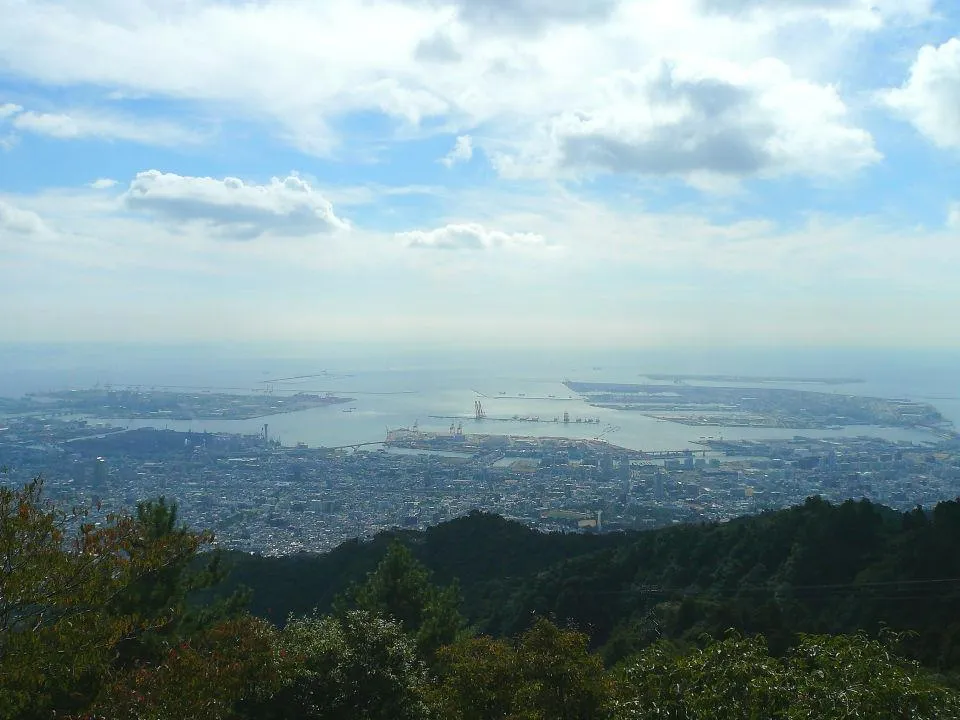 摩耶山掬星台から