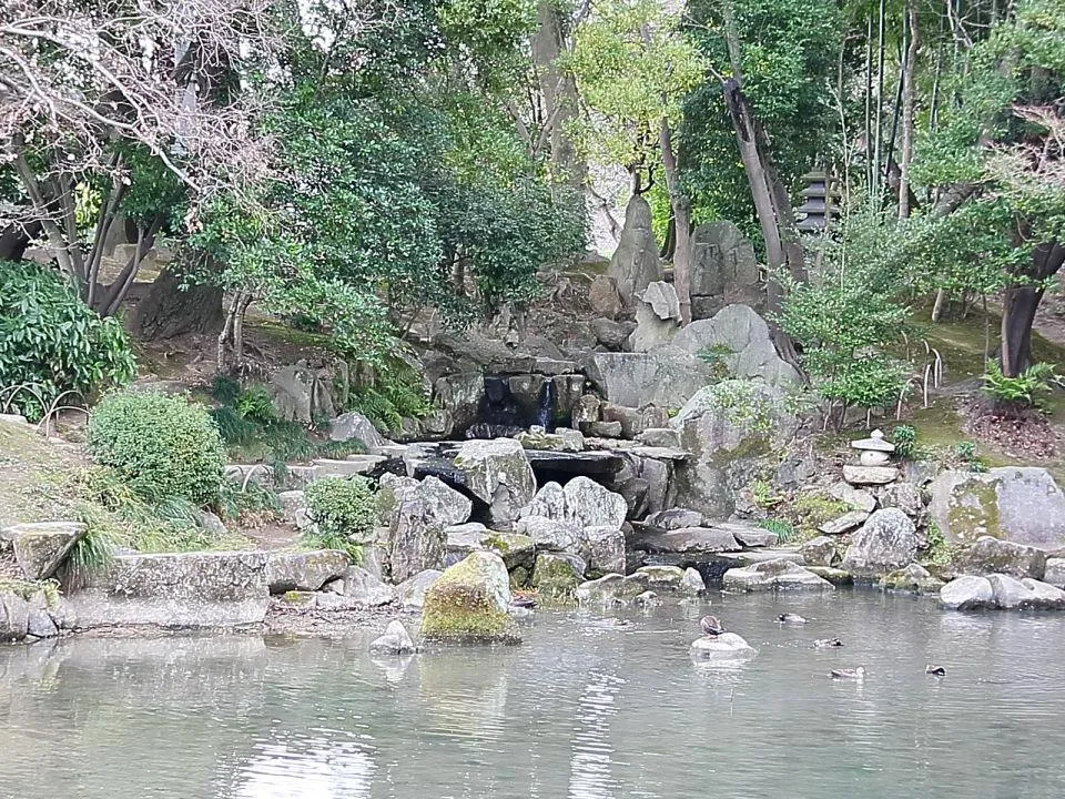 花葉の池、花葉の滝