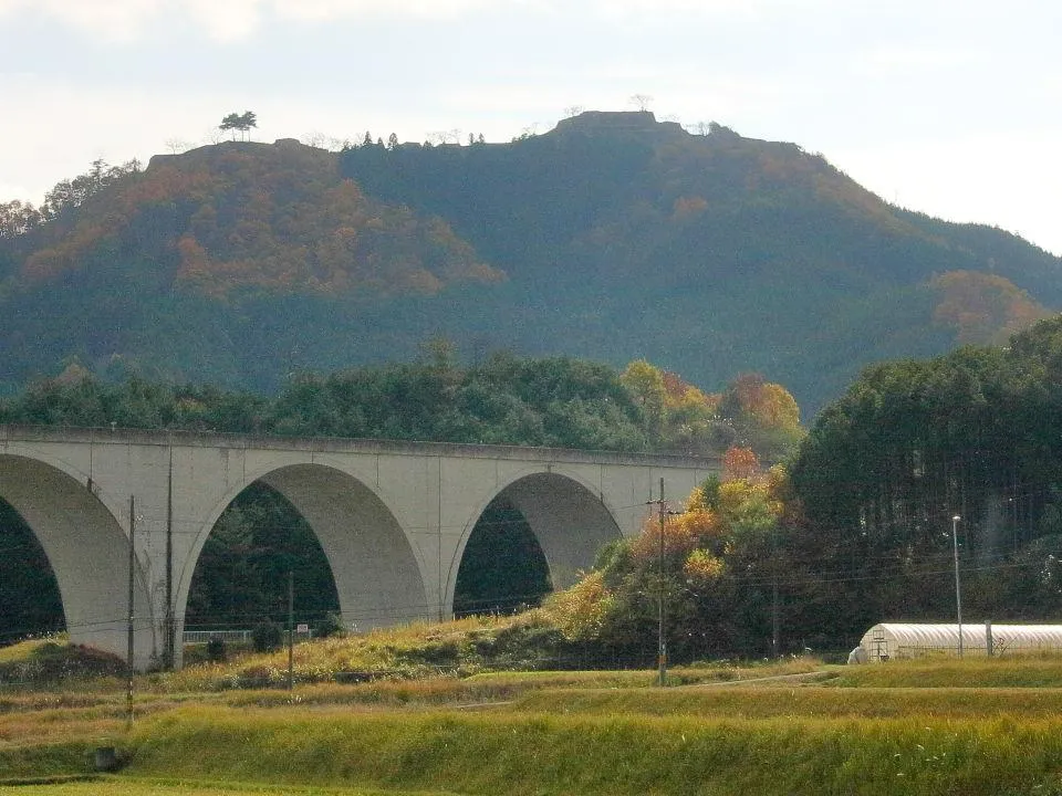 和田山町殿付近から竹田城跡