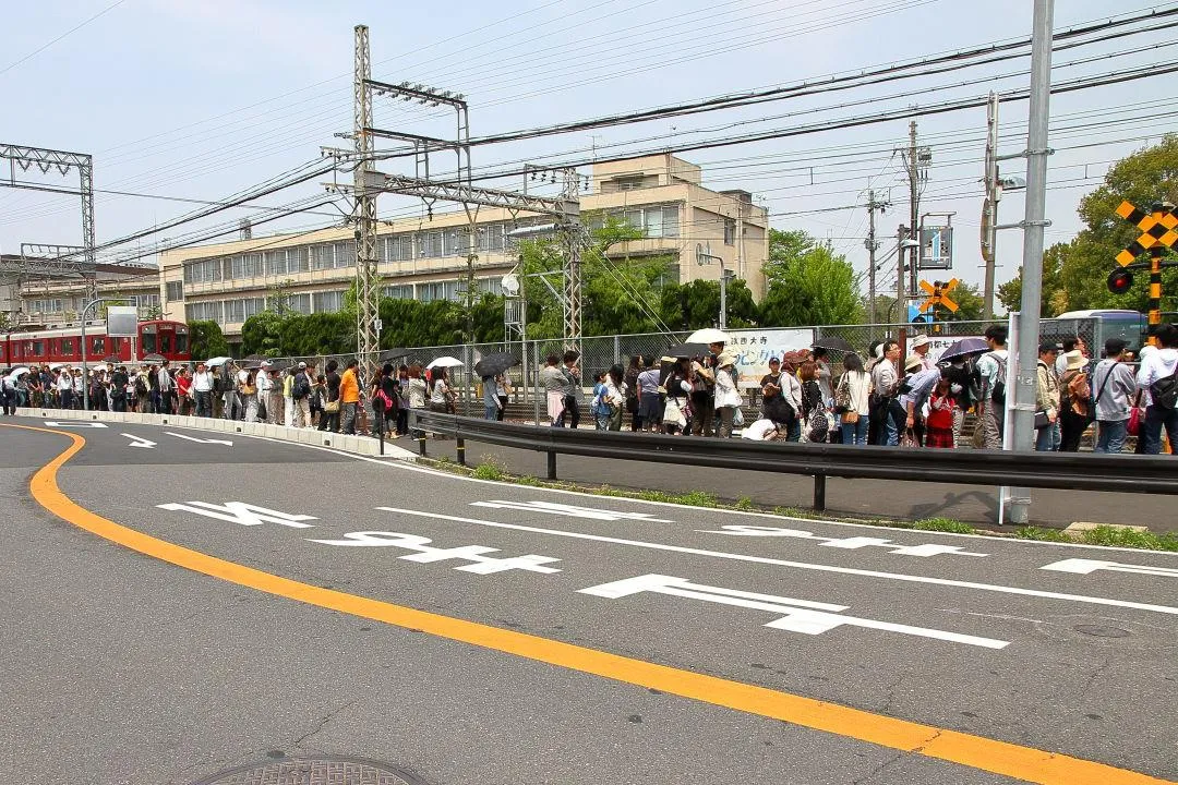 大和西大寺駅から平城京跡会場へ